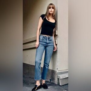 Zara Blue High Rise Button Fly Raw Hem Jeans Womens Size 2